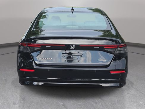 Used 2024 Honda Accord EX-L image 6