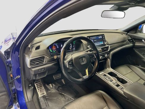 Used 2022 Honda Accord Sport image 9