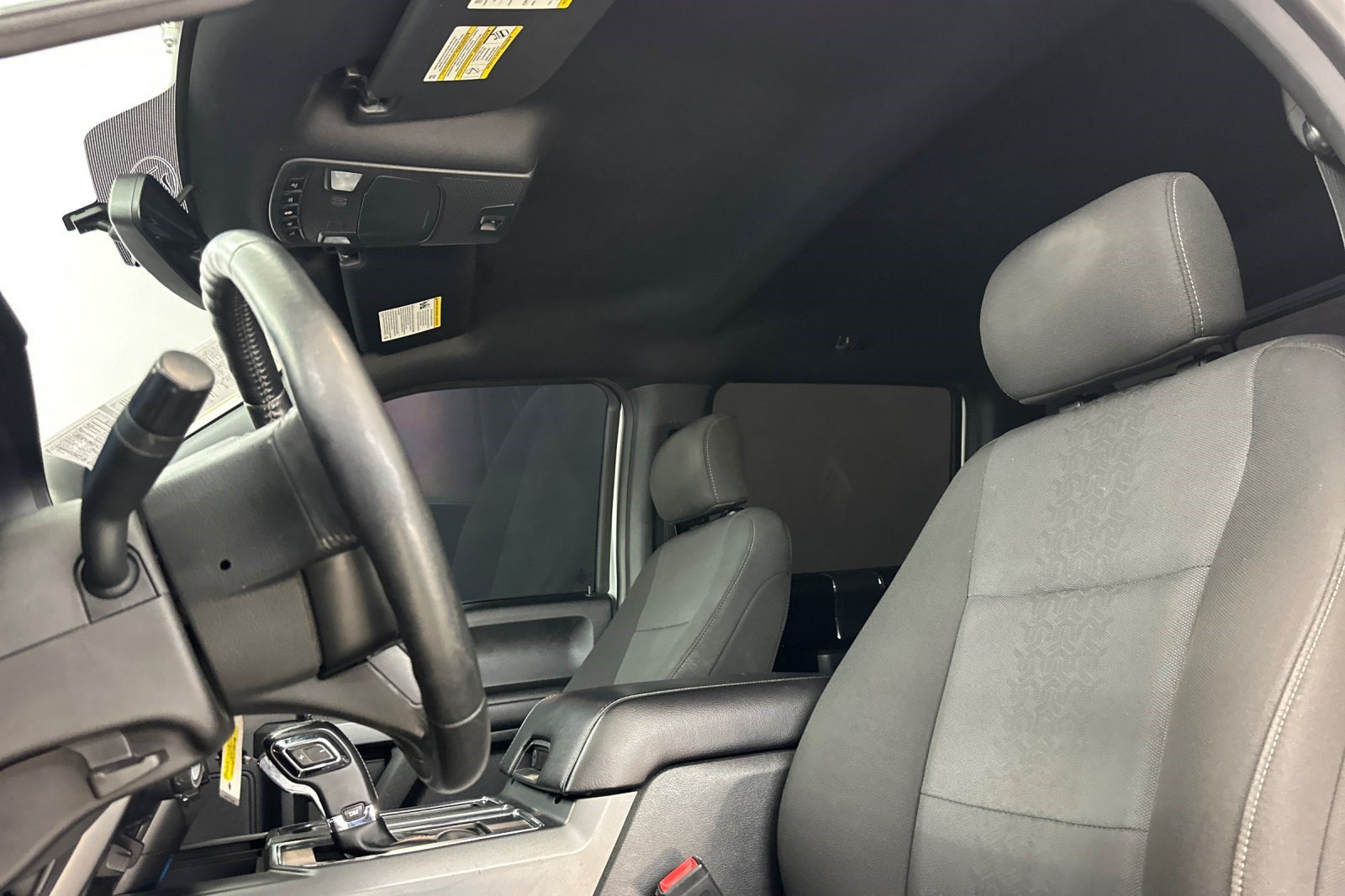 Used 2018 Ford F150 XLT w/ Equipment Group 302A Luxury AWD/4WD image 27