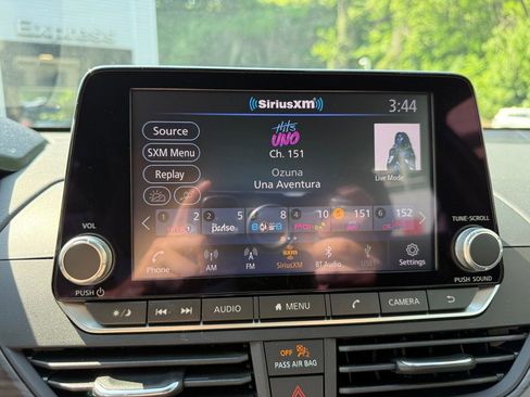 Used 2023 Nissan Altima 2.5 SV FWD image 18