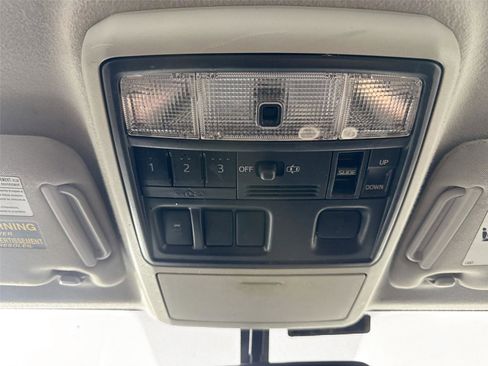 Used 2016 Toyota 4Runner SR5 Premium image 23