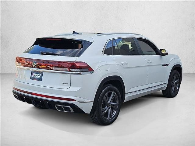 Used 2024 Volkswagen Atlas Cross Sport SEL R-Line AWD/4WD image 5