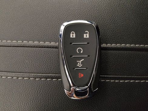 Used 2024 Chevrolet Blazer LT w/ Convenience Package FWD image 32