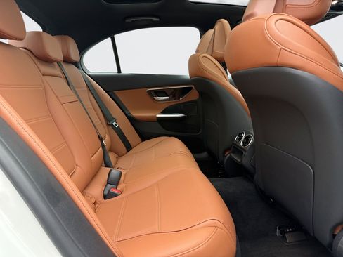 Used 2023 Mercedes-Benz C 300 4MATIC Sedan image 19