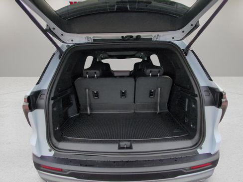 New 2026 Chevrolet Traverse Z71 w/ Enhanced Driving Package image 15