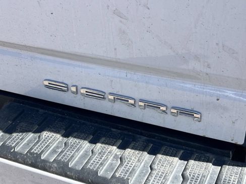 Used 2024 GMC Sierra 3500 Denali w/ Denali Reserve Package AWD/4WD image 6