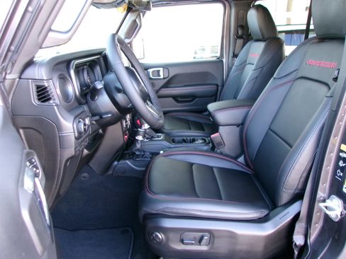 New 2026 Jeep Wrangler Unlimited Rubicon image 13