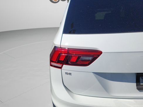 Used 2022 Volkswagen Tiguan SE image 24