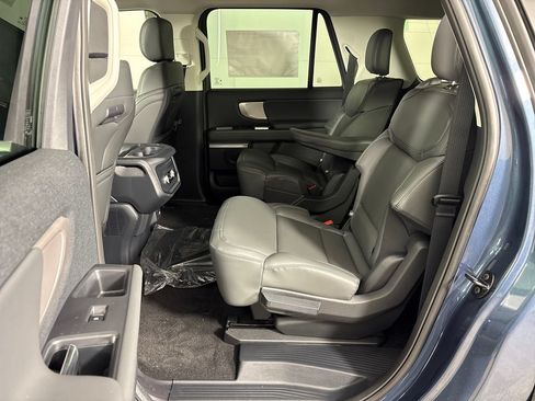 New 2027 Ford Expedition Max Active RWD image 32