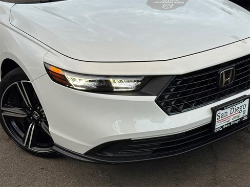 Used 2024 Honda Accord Sport image 3
