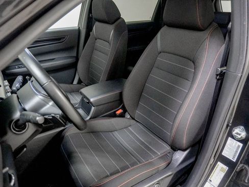 Used 2025 Honda CR-V Sport image 18