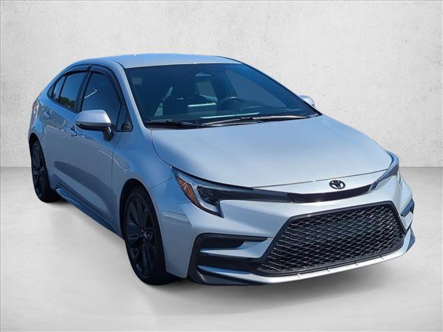 Used 2024 Toyota Corolla SE FWD image 3