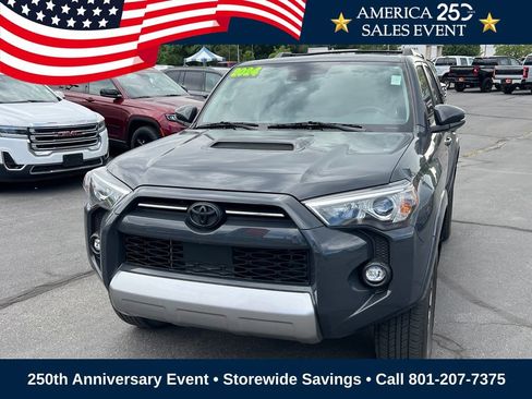 Used 2024 Toyota 4Runner TRD Off-Road Premium w/ Moonroof Package AWD/4WD image 2