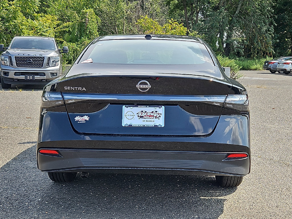New 2027 Nissan Sentra SV w/ Floor Mat Package FWD image 7