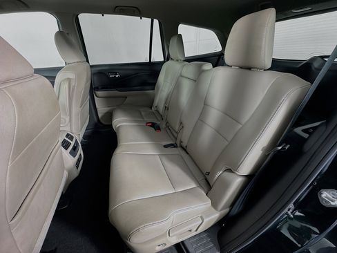 Certified 2017 Honda Pilot EX-L image 24