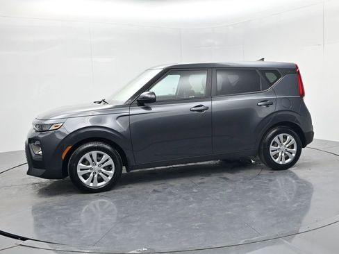 Used 2020 Kia Soul LX image 4