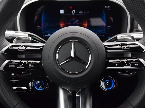 Used 2025 Mercedes-Benz SL 55 AMG 4MATIC image 22