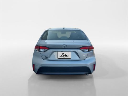 Used 2023 Toyota Corolla LE image 5