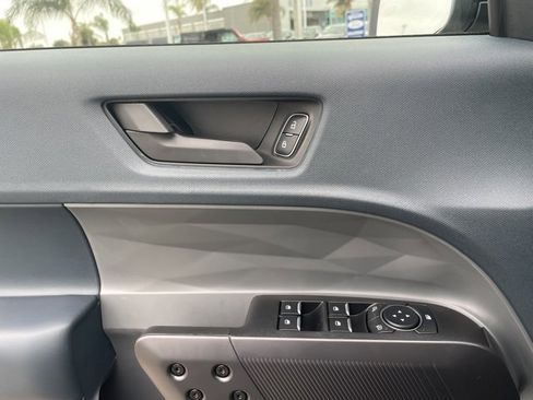 New 2025 Ford Maverick XLT w/ XLT Luxury Package image 18