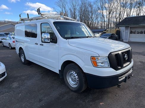 Used 2019 Nissan NV 3500 S image 6