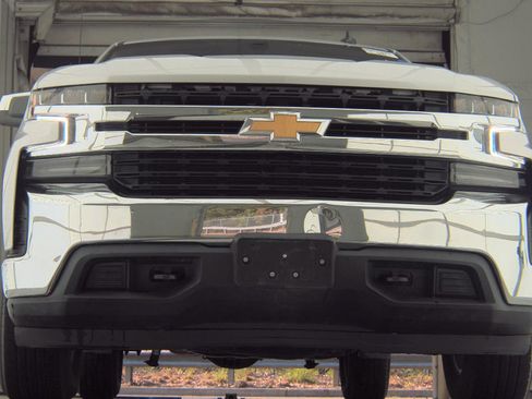 Used 2019 Chevrolet Silverado 1500 LT w/ All-Star Edition AWD/4WD image 3