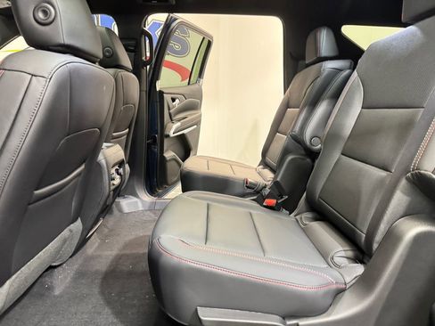 New 2026 Chevrolet Traverse Z71 w/ Driver Confidence Package AWD/4WD image 10
