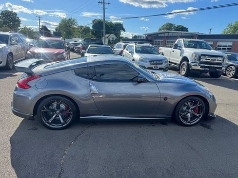 Used 2014 Nissan 370Z NISMO w/ Bose Package RWD image 4