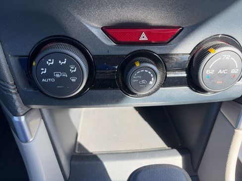 Used 2019 Subaru Forester Premium w/ All-Weather Package image 15