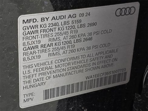 Used 2025 Audi Q3 2.0T Premium Plus w/ Premium Plus Package image 36