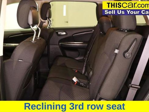 Used 2019 Dodge Journey SE w/ Blacktop Package image 19