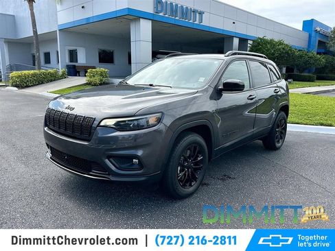 Used 2023 Jeep Cherokee Altitude Lux AWD/4WD image 1