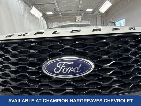 Used 2020 Ford Explorer ST w/ ST Street Pack image 40