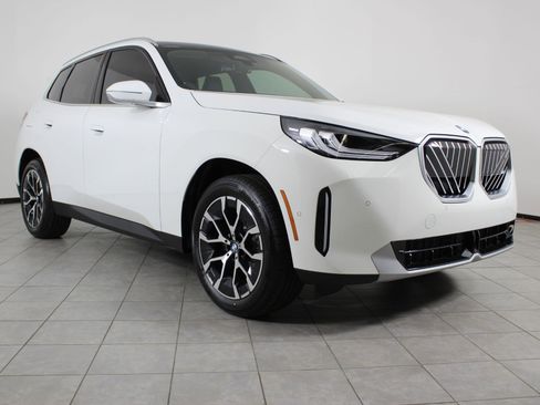 New 2026 BMW X3 xDrive30 w/ Convenience Package image 7