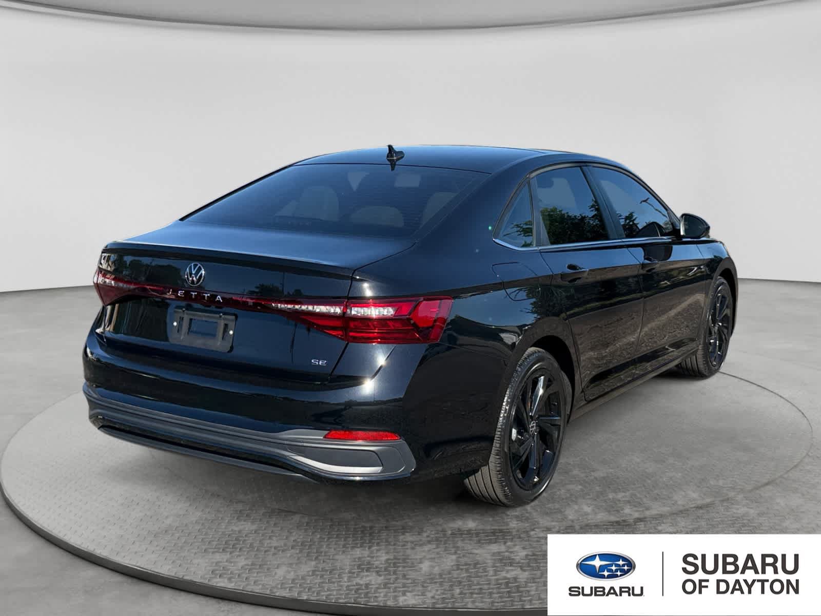 Used 2026 Volkswagen Jetta SE FWD image 5