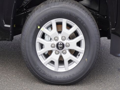 New 2026 Toyota Tacoma SR5 image 5