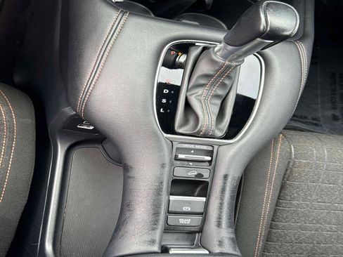 Certified 2023 Honda HR-V Sport image 24