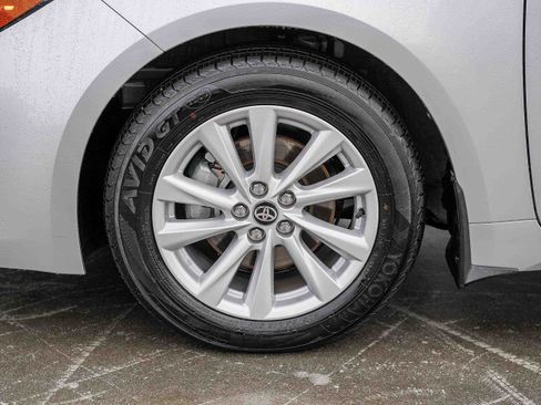 Certified 2025 Toyota Corolla SE image 7