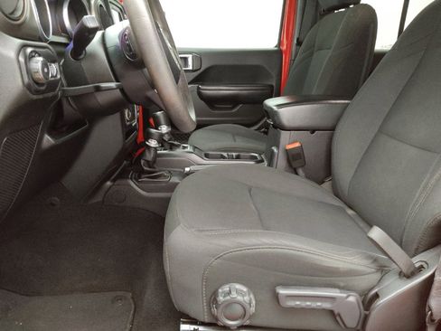 Used 2018 Jeep Wrangler Unlimited Sport AWD/4WD image 17
