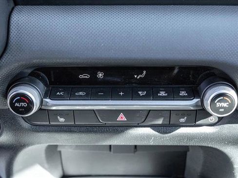 Used 2025 MAZDA CX-50 AWD 2.5 S w/ Preferred Package image 17