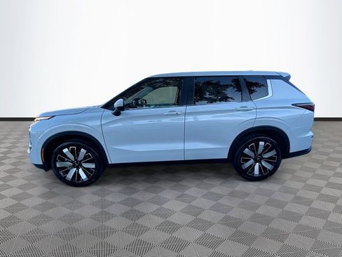 New 2026 Mitsubishi Outlander SE image 8