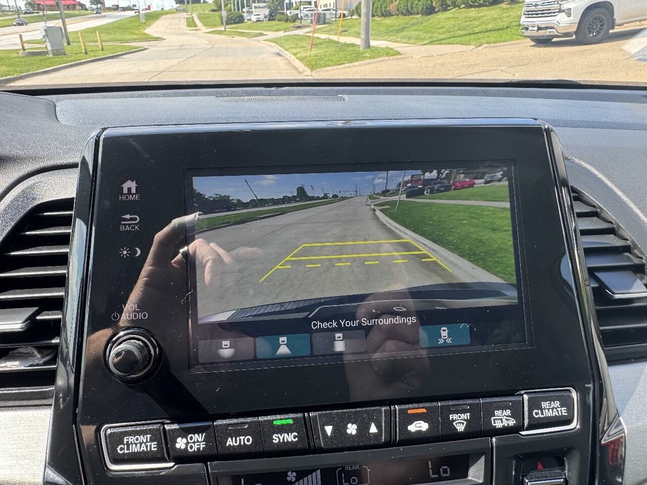 Used 2023 Honda Odyssey Touring image 21