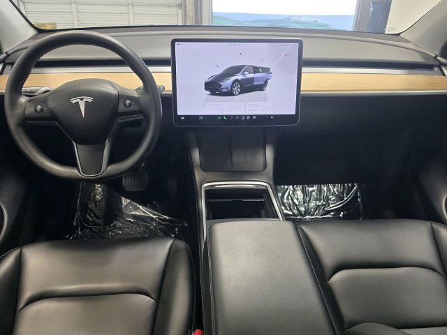 Used 2024 Tesla Model Y Long Range AWD/4WD image 8