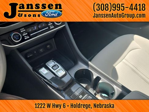 Used 2023 Hyundai Sonata SEL FWD image 29