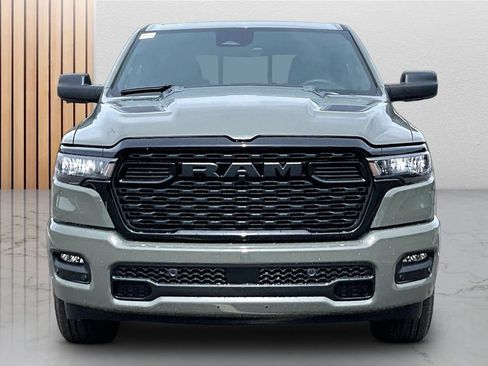 New 2026 RAM 1500 Express AWD/4WD image 3