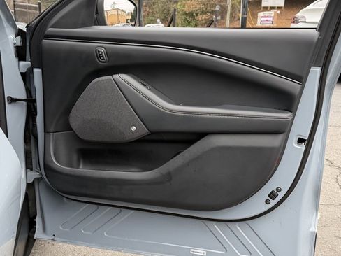 Used 2024 Ford Mustang Mach-E Premium image 37