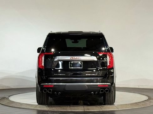 Used 2022 GMC Yukon Denali w/ Denali Ultimate Package image 8
