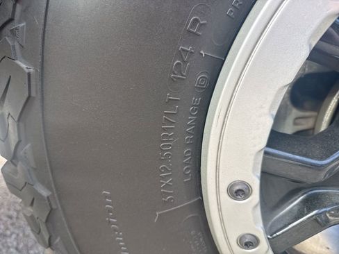 Used 2022 Ford Bronco Badlands w/ Sasquatch Package image 7