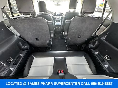 Used 2023 Ford Explorer XLT w/ Equipment Group 202A RWD image 30
