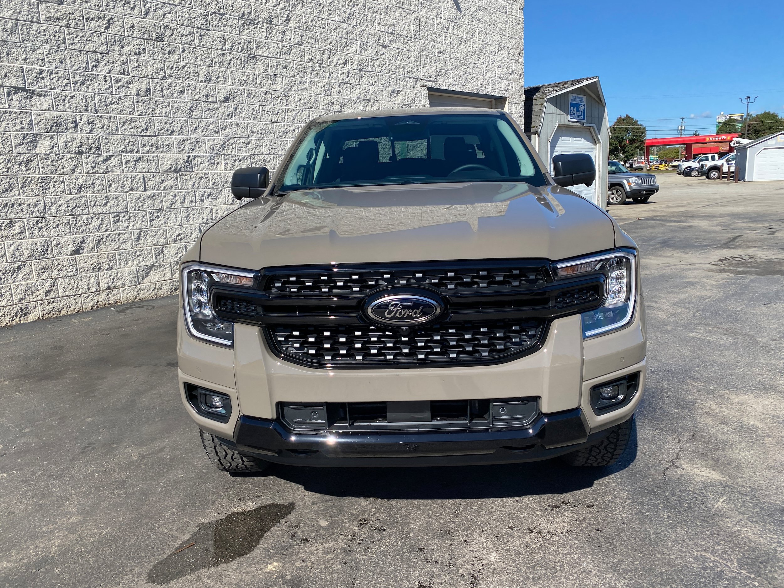 New 2026 Ford Ranger XLT w/ Equipment Group 301A High AWD/4WD image 14