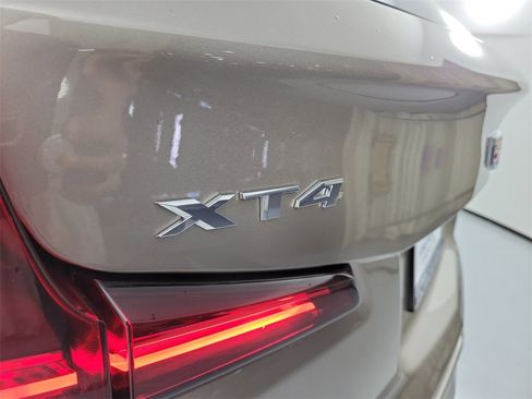 Certified 2025 Cadillac XT4 Premium Luxury image 7